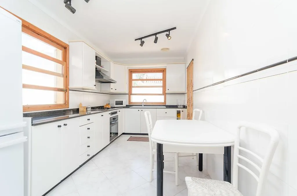 Can Parreta Villa El Estanyol 0*,